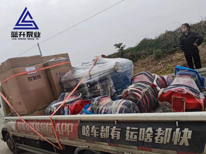 濟南齊魯軟件園消火栓泵噴淋泵及配套控制柜發貨 濟南齊魯軟件園消火栓泵噴淋泵及配套控制柜發貨